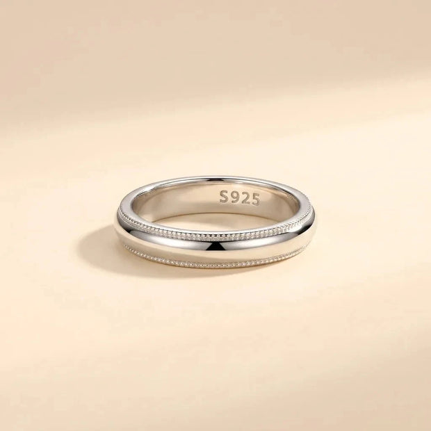 Etched S925 sterling silver band ring with milgrain edges and 925 stamp by Maadin Artistry
